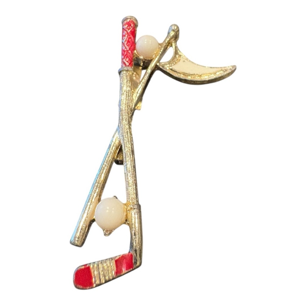 Vintage Gerry’s Golf Club Brooch Red Enamel Flag Faux Pearl Balls J16